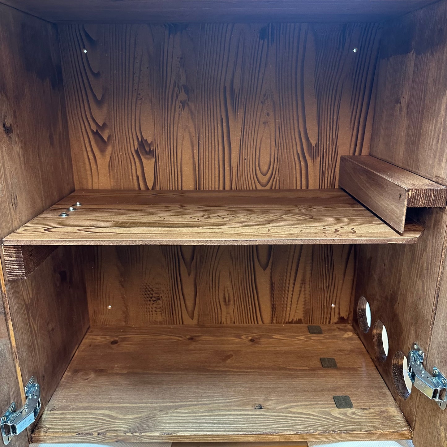 Magic Hunter Bundle – Interaktives Portrait & Geheimer Wandschrank