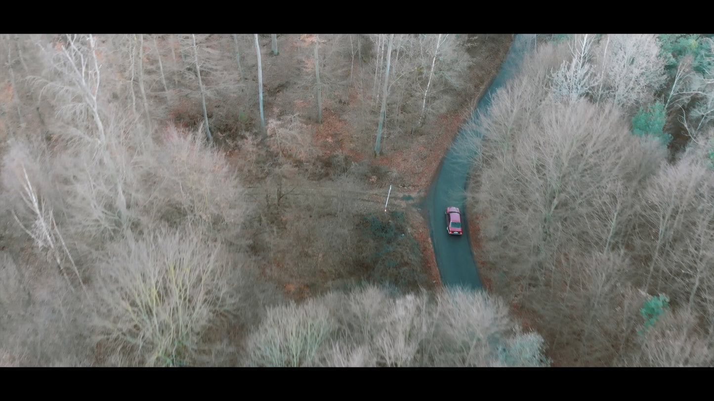 Escape Room Set „Die Waldhütte“ – 21 Rätsel, Requisiten & Elektronik für deinen Raum